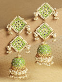 Green color option, Sold out, Currently selected