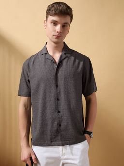 Dennis Lingo - Men Dark Grey Textured Half Sleeves Relaxed Fit Shirt