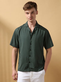 Dennis Lingo - Men Green Textured Half Sleeves Relaxed Fit Shirt