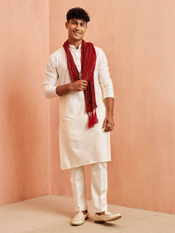 Vastramay - Men Cream Viscose Solid Kurta with Pant & Maroon Dupatta