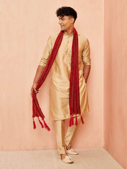 Vastramay - Men Gold Viscose Kurta with Pant & Maroon Dupatta