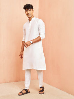 Vastramay - Men White Viscose Solid Kurta with Pant