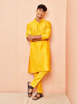 Vastramay - Men Yellow Viscose Solid Kurta with Pant