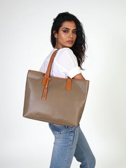 Toteteca - Luxe Shoulder Bag