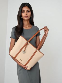 Toteteca - Luxe Shoulder Bag