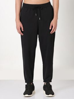 SHOWOFF - Men Black Regular Fit Joggers