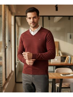 98 Degree North - Men Merino Wool Blend V-Neck Maroon Pullover Sweater
