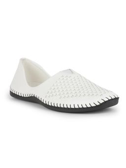 LIBERTY - Fortune AVN-40 Casual Loafers For Men - White