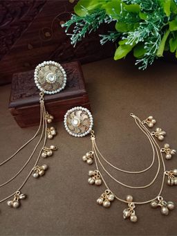 Sanjog - White Brass-Plated Kundan Studded and Ghungroo Beaded Kashmiri Circular Shaped Ear Cuff