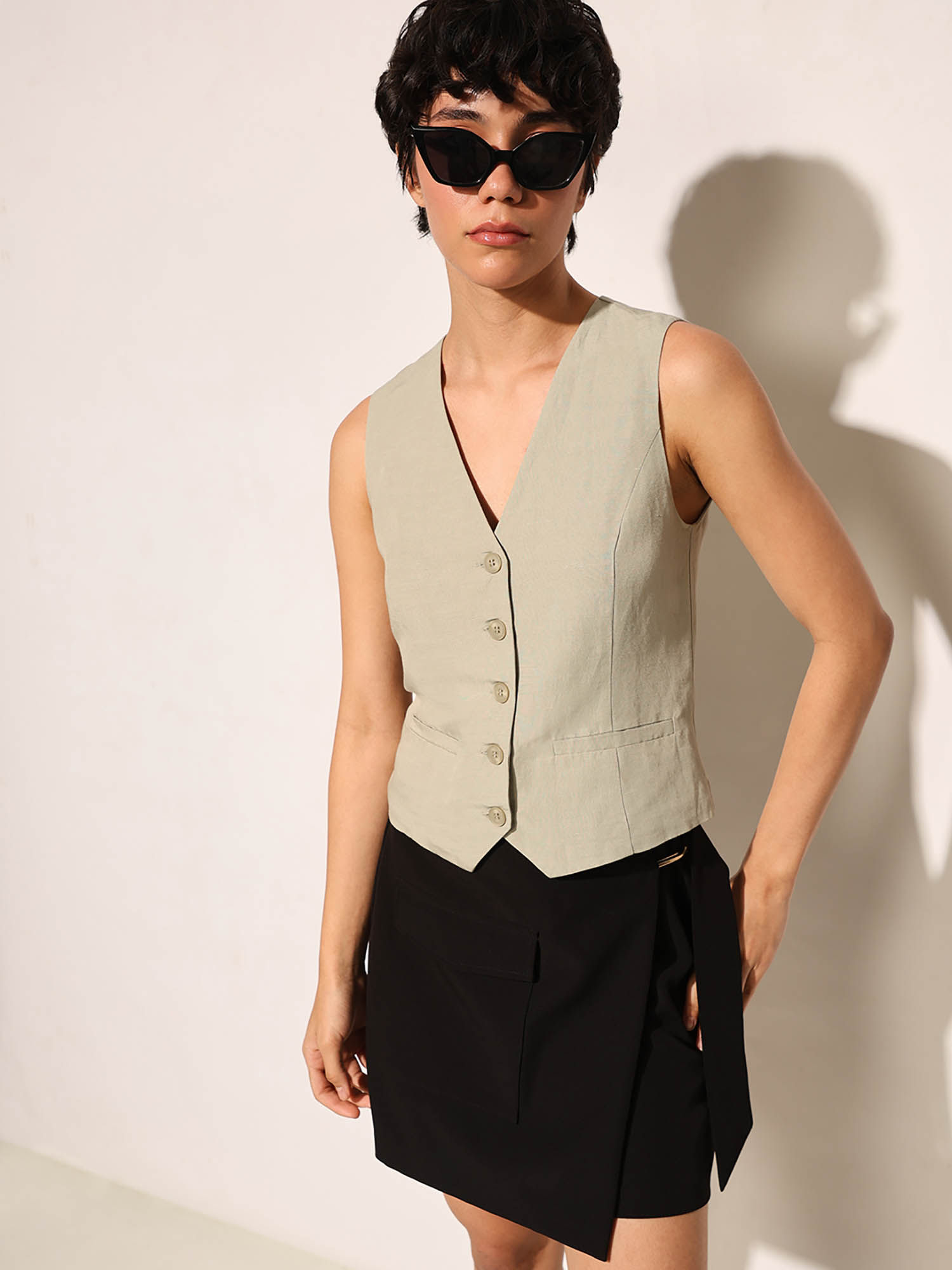 only Women'S Regular Fit Beige Waistcoat-picture-15