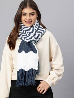 Magic Needles - Handmade Crochet Zig Zag Scarf
