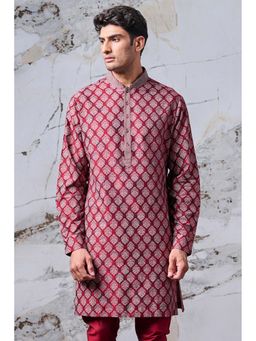 TASVA - Maroon Solid Viscose Blend Kurta