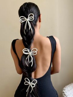 Hair Drama Co. - Embellished Pearl Hair Bow Alligator Clip - Off-White