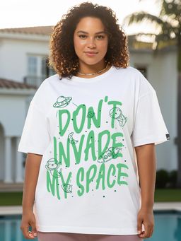 Bewakoof - White Don't Invade Graphic Printed Oversized Plus Size T-shirt