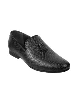 Metro - Men Black Formal Moccasins