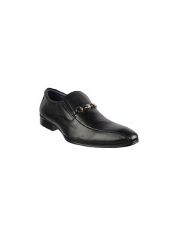 Metro - Men Black Formal Loafers