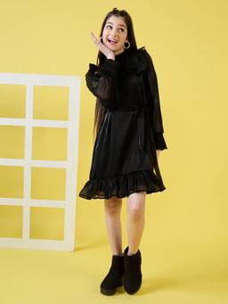 StyloBug - Girls Solid Round Neck Knee Length Dress With Belt Black