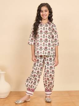 StyloBug - Girls Floral Printed Shirt Collar Cream Co-Ord Set