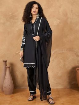 Varanga - Black Solid Kurta and Pant with Dupatta