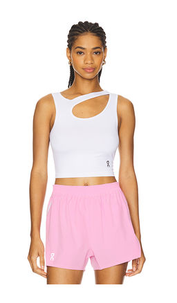 On - Studio Cut-out Crop Top