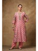 Pink color option, Currently selected