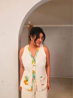 WHY SO BLUE - Em Abstract Cream Women Top