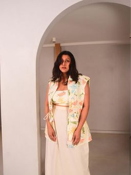 WHY SO BLUE - Poppy Printed White Women Crop Top