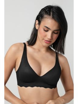 bodyline - Black Seamless Lightly Padded featuring Medium Coverage Plunge Bra
