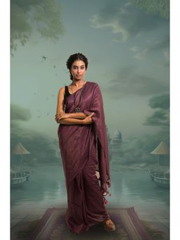 Huts and Looms - Women Burgundy Stripes Cotton Saree Without Blouse