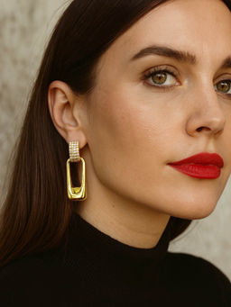 Digital Dress Room - Ad Elegant Design Western Earrings