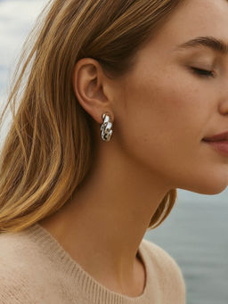 Digital Dress Room - Twisted Chunky Hoop Western Earrings