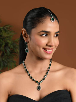 I Jewels - Silver Plated Oval Shaped Stone Studded Jewellery Set