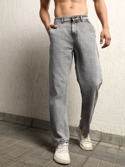 Hubberholme - Men Straight Fit Heavy Fade Pure Cotton Jeans
