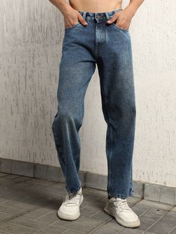 Hubberholme - Men Relaxed Fit Low-Rise Light Fade Clean look Cotton Jeans