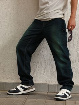 Hubberholme - Men Straight Fit Pure Cotton Light Fade Jeans