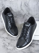 Black color option, Sold out, Currently selected