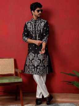 KRAFT INDIA LUXE - Cotton Silk Floral Embroidered Black Kurta with Pant