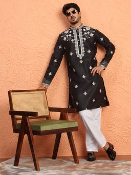 KRAFT INDIA LUXE - Cotton Yoke Design Embroidered Black Kurta with Pant
