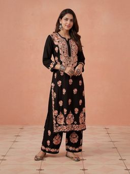 House of Chikankari - HOC Women Black Rayon Chikankari Kurta and Pant Set