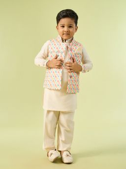 Manyavar - Classy Cream Kurta With Pyjama & Jacket