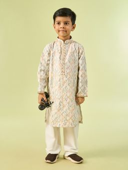 Manyavar - Cream Kurta With Pyjama