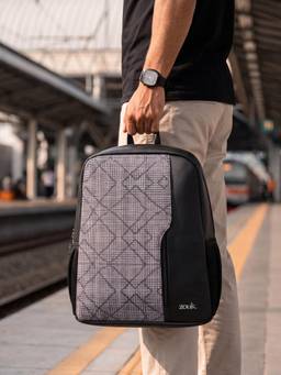Zouk - Horizon Mens Laptop Shoulder Backpack With Padded Compartment Grey
