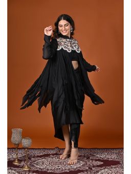Rizabella - Black Thread Work Top And Skirt with Shrug