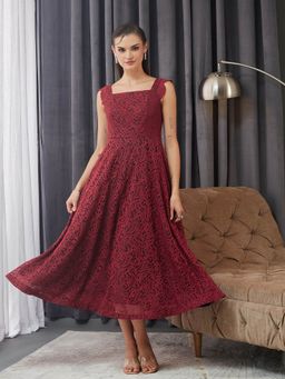 Miss Chase - Women's Maroon Square Neck Sleeveless Ruffled Midi Lace Dress