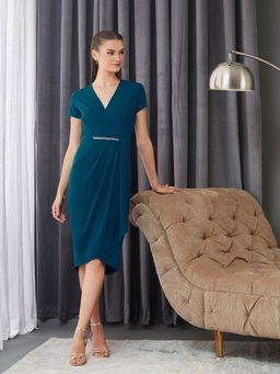 Miss Chase - Women's Teal Wrap-Styled Short Sleeve Solid Pleated Knee-Long Dress