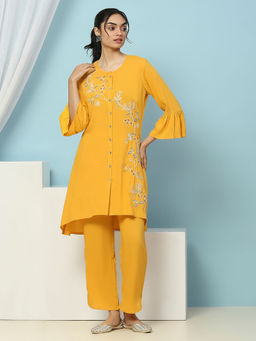 Nayam by lakshita - Women Yellow Solid Embroidered A-Line Kurta and Palazzo (Set of 2)