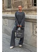 Grey color option, Currently selected