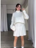 White color option, Currently selected