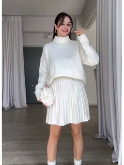 Loveable Creations By Muskan - Women White Wool Solid Co-ord Set