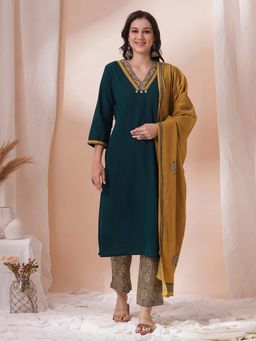 Kami Kubi - Women Teal Printed Kurta with Pant and Dupatta (Set of 3)